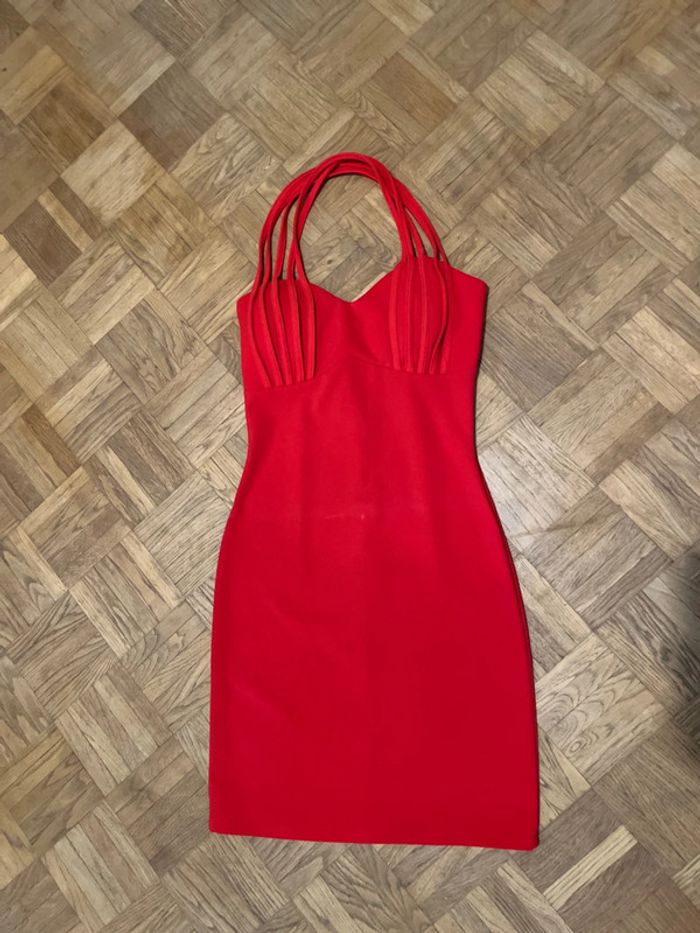 Robe dos nu moulante