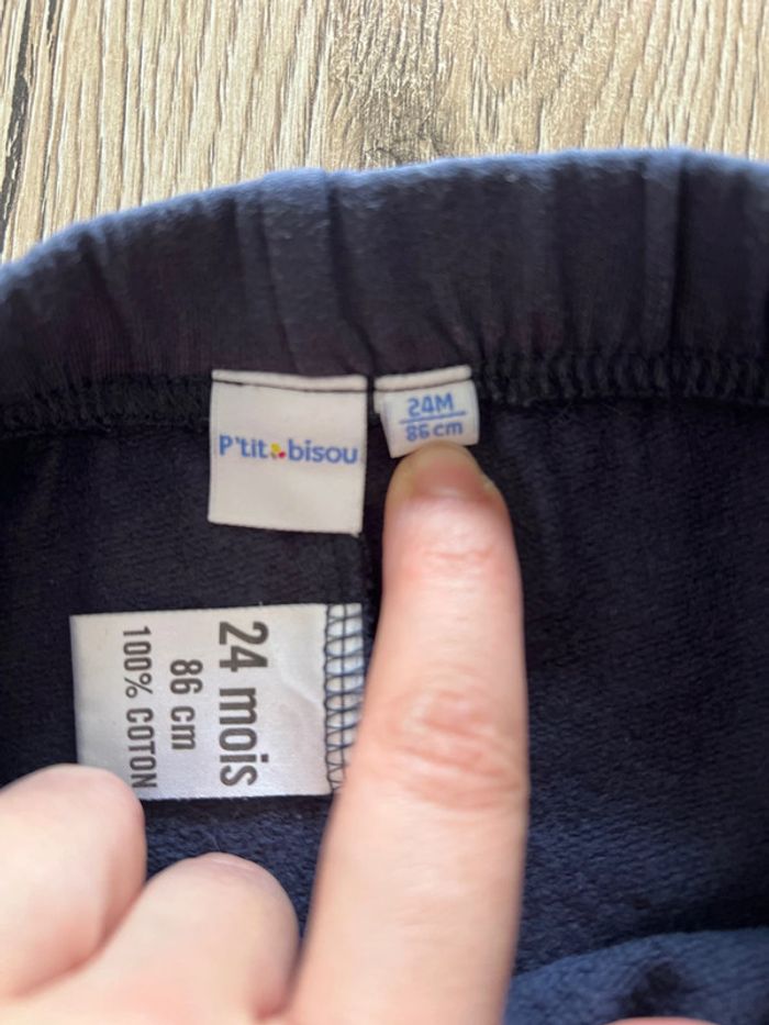 Lot 2 pantalons - 24 mois