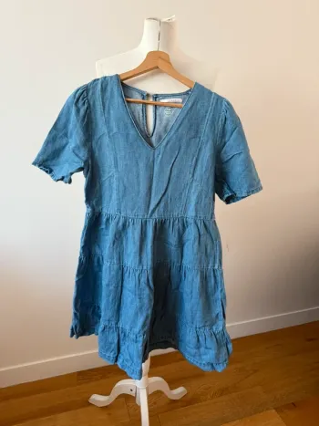 Jolie robe en jean S/36 camaïeu