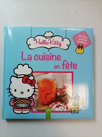Joli livre de cuisine "Hello Kitty" neuf