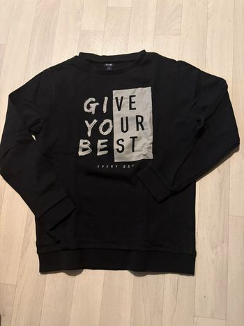 Sweat noir et gris Kiabi 12 ans très peu porté