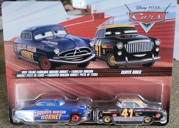 2 voitures cars disney mattel metal neuf cars disney pixar mattel Pack de 2 véhicules Disney Pixar C