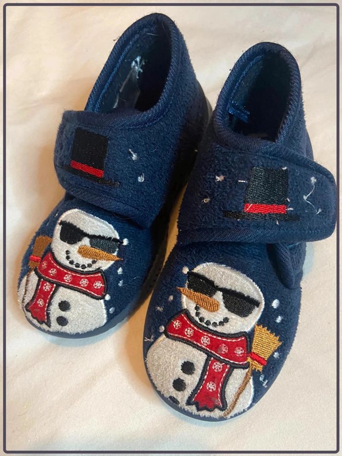Chaussons Bonhomme de neige taille 25 - photo numéro 3
