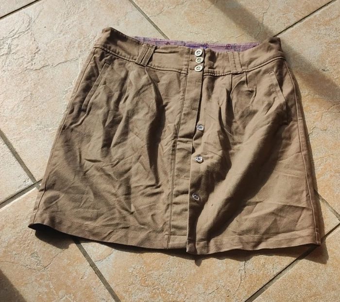 Jupe marron a bouton t40/42 Mexx
