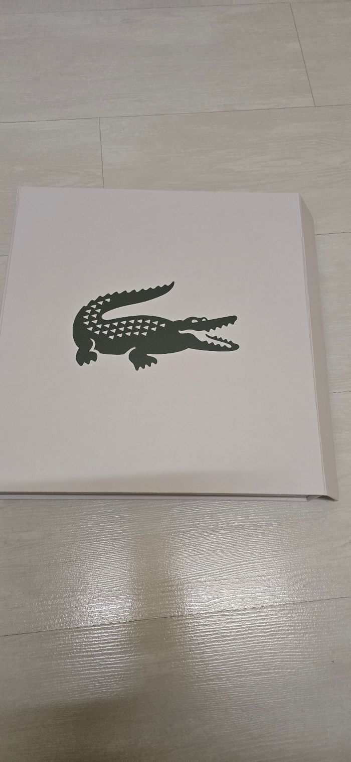 Coffret echarpe et bonnet lacoste - photo numéro 3