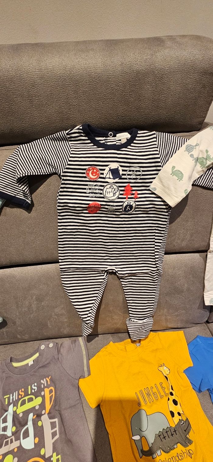 Lot de vêtements garçon été - photo numéro 7