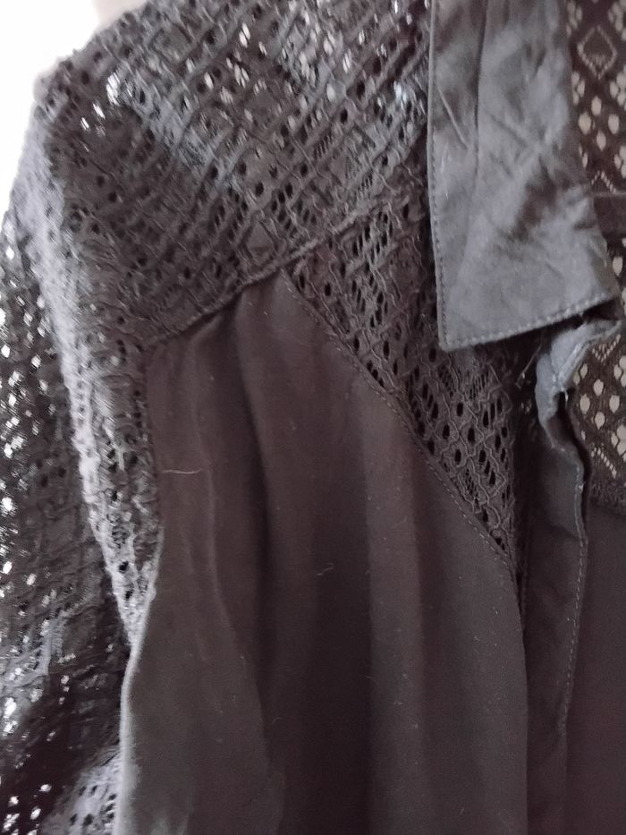 Chemise en dentelle - photo numéro 3