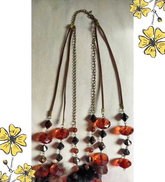 Collier original multirangs - Perles ambrées et noires + pompons fourrure – Collection PMN - photo numéro 10