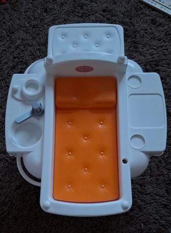 Table nursery Hello Kitty