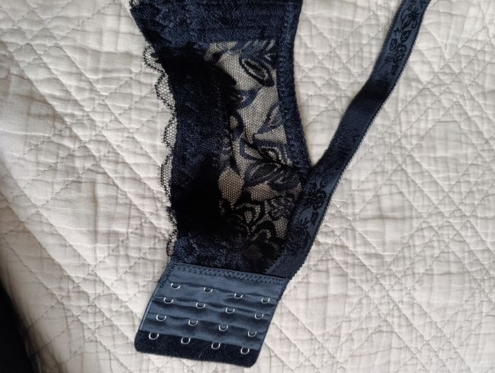 Soutien gorge femme - photo numéro 3