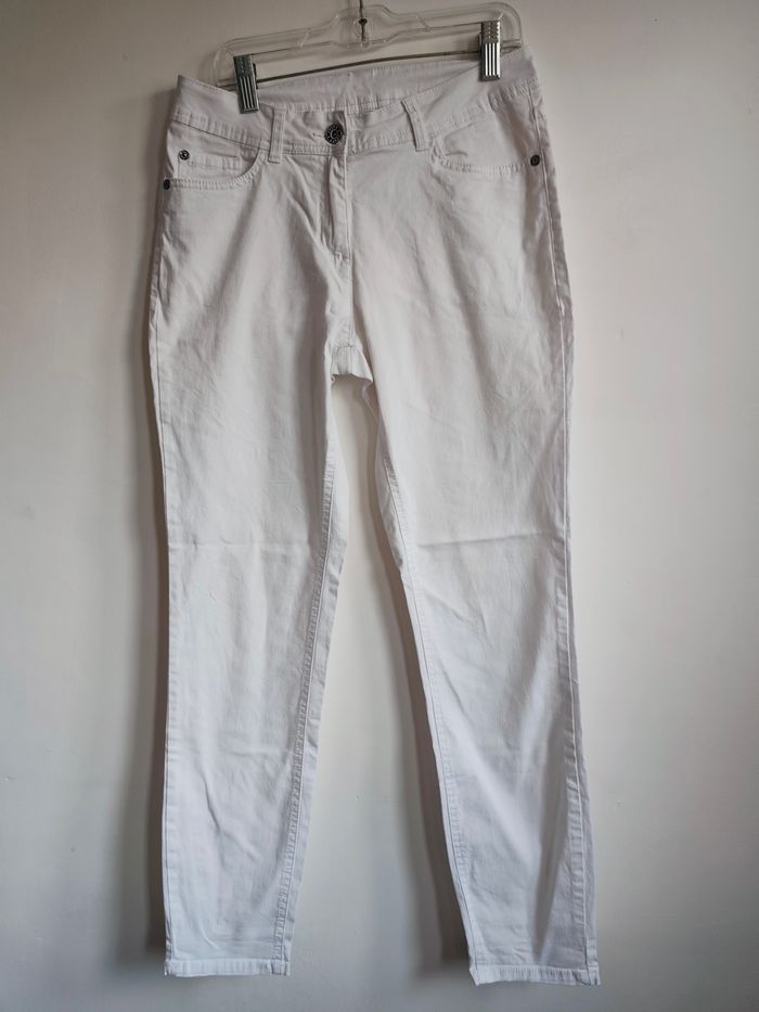Pantalon blanc classique – Taille 36 – Sans marque