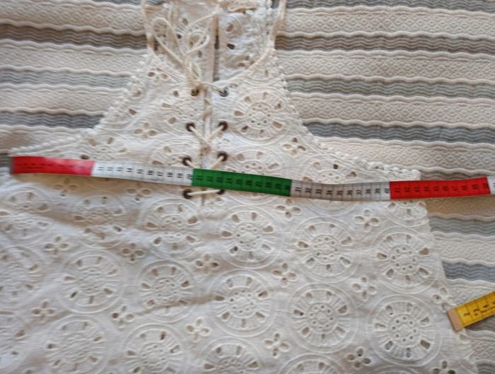 Top Hollister t.XS 100% coton dentelles 
couleur crème - photo numéro 10