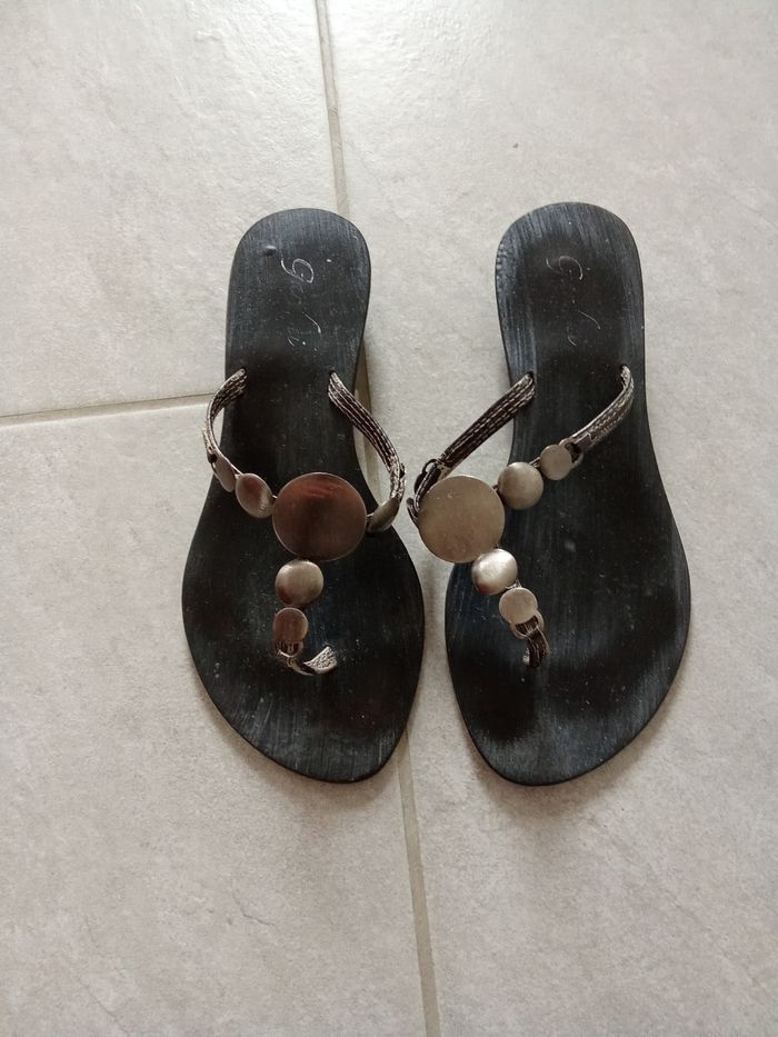 Tongs