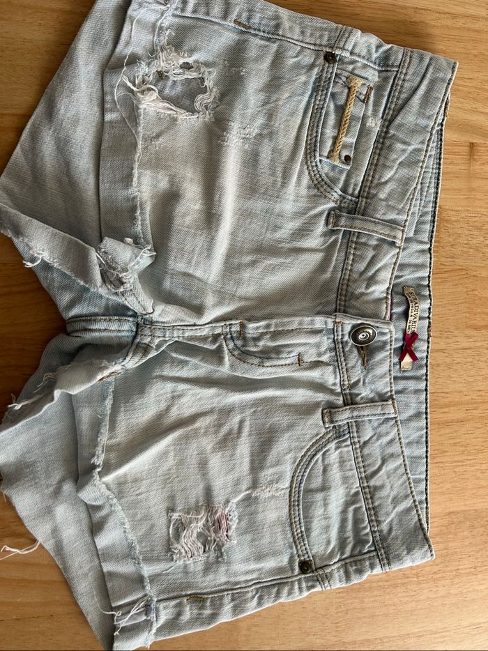 À vendre 4 petits shorts en parfait état  taille 36 - photo numéro 5