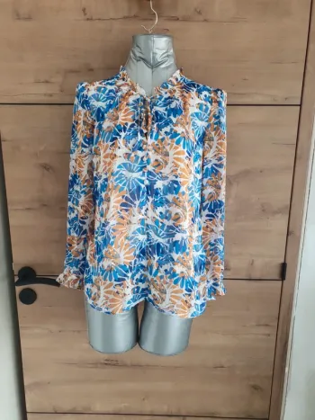 Blouse à motif cordon devant