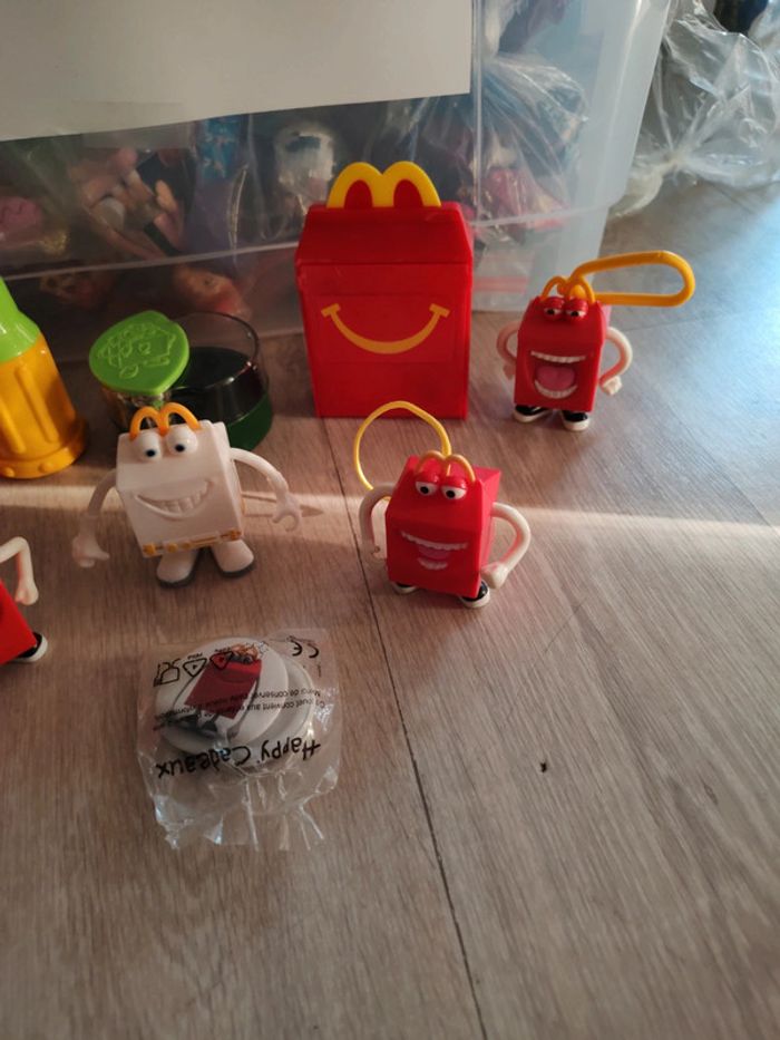 Figurine McDonald's happy ×9 - photo numéro 3