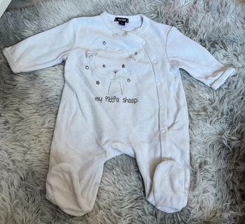 Pyjama velours taille 1 mois