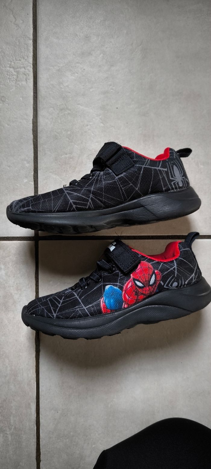 Basket spiderman - photo numéro 3