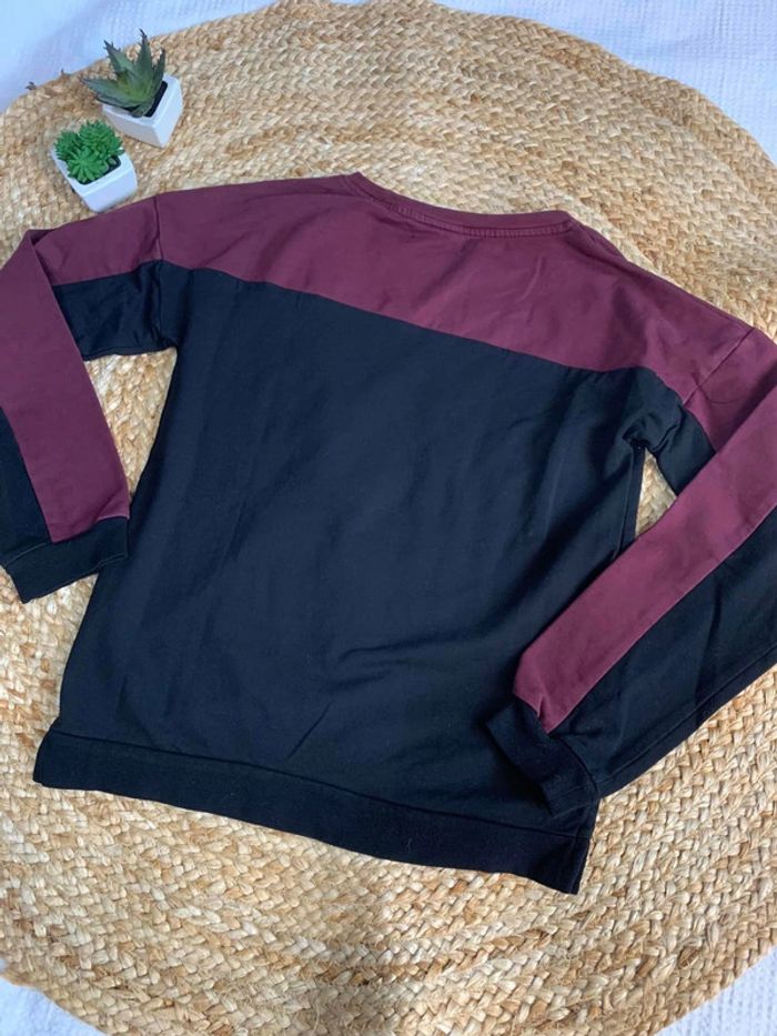 Pull bordeaux et noir - photo numéro 2