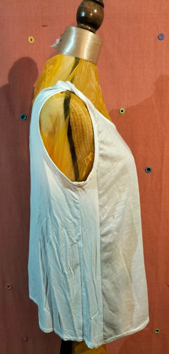 Débardeur taille 42/44 - photo numéro 3