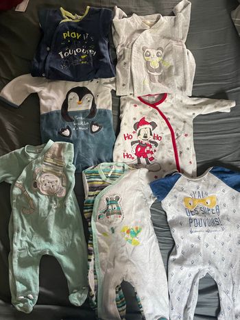 7 pyjamas 3 mois