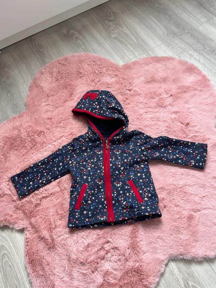 Gilet / veste capuche bébé fille 9 mois