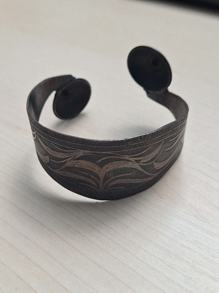 💎 Élégant bracelet en bois sculpté 💎 - photo numéro 2