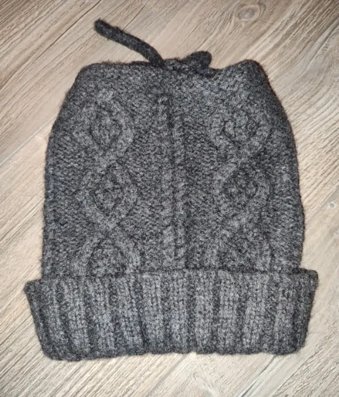 Bonnet gris foncé