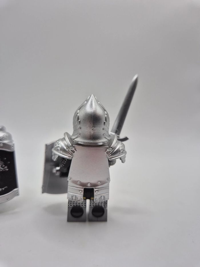 Figurines type lego 2 guerriers de minas tirith du gondor seigneur des anneaux / hobbit - photo numéro 5