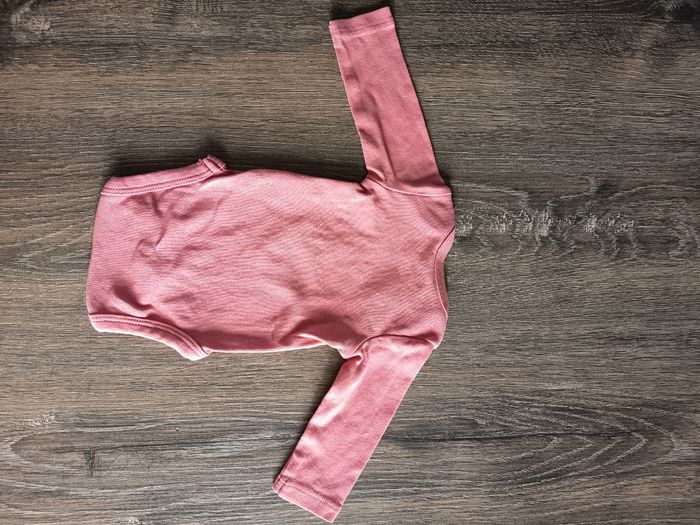 Lot de 3 bodies fille 1 mois - photo numéro 5