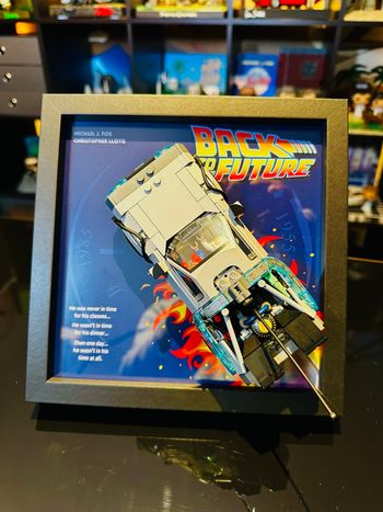 Cadre Back to the Future 20×20 cm - compatible LEGO DeLorean