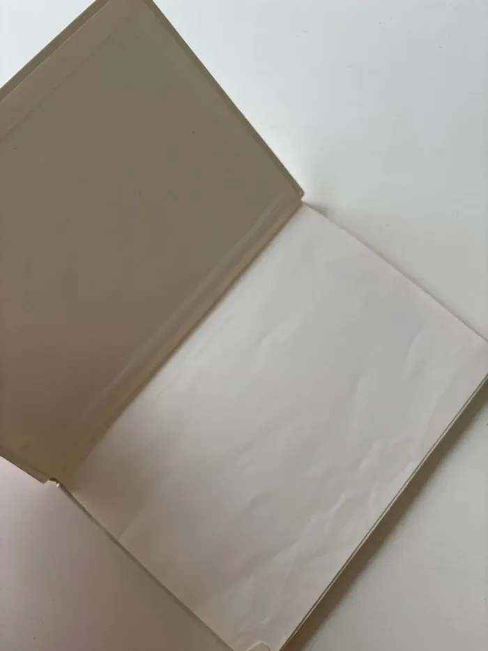 Livre ouh! La menteuse ! - photo numéro 4