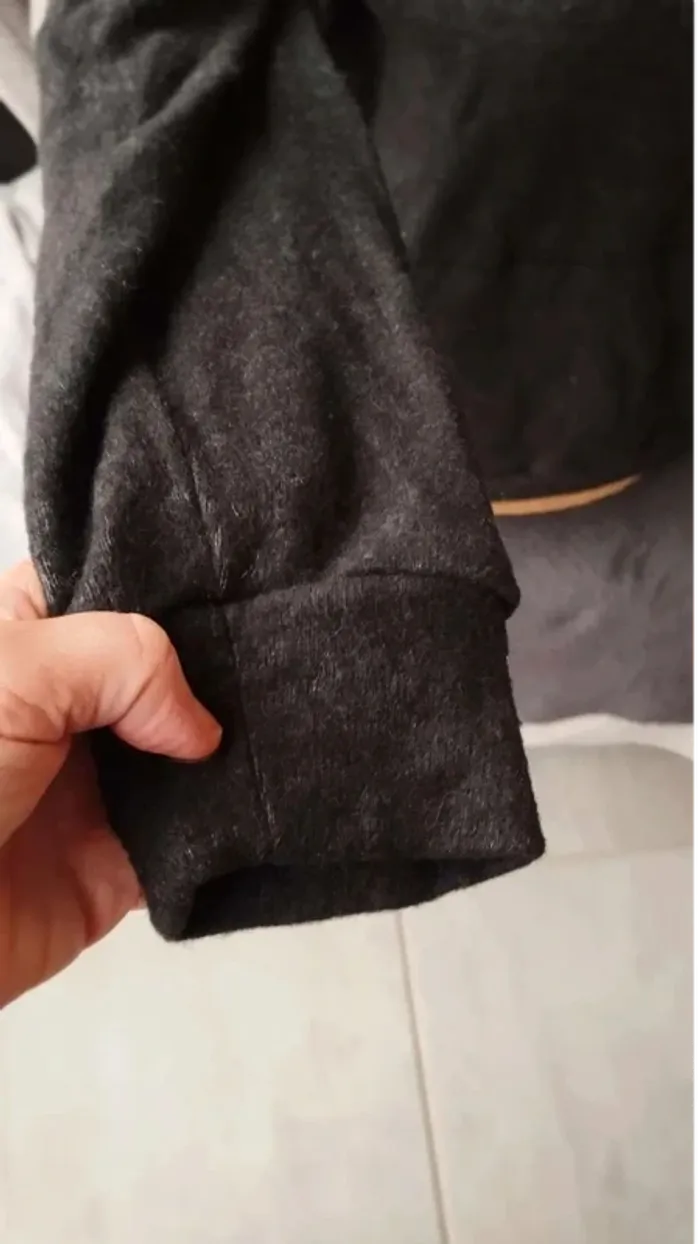 Sweat pull doux taille XS anthracite a capuche - photo numéro 5