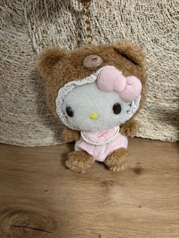 Superbe porte clé hello Kitty déguisé en ours rose marron sanrio 