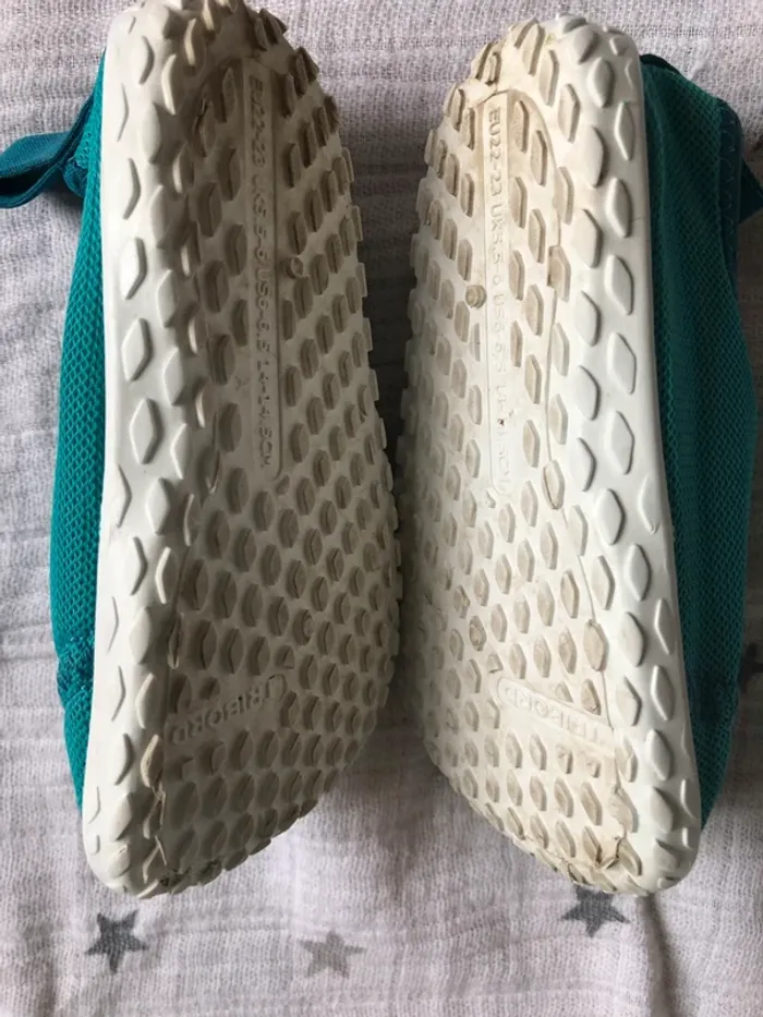 Chaussures eau - 22/23 - photo numéro 4