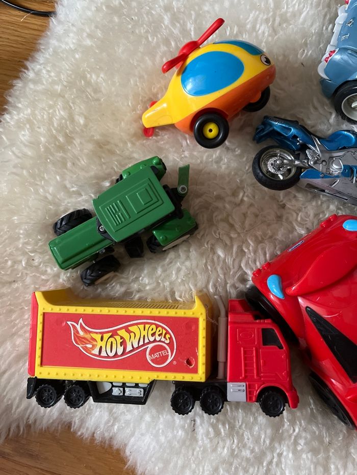 Lot voitures - photo numéro 2