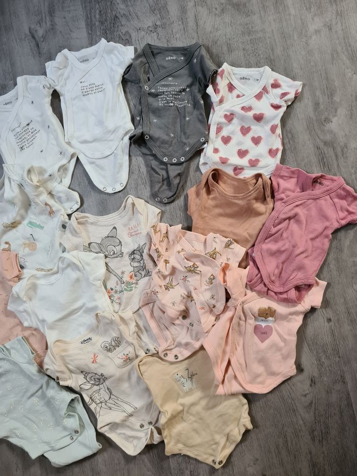 16 bodies manches courtes - photo numéro 3