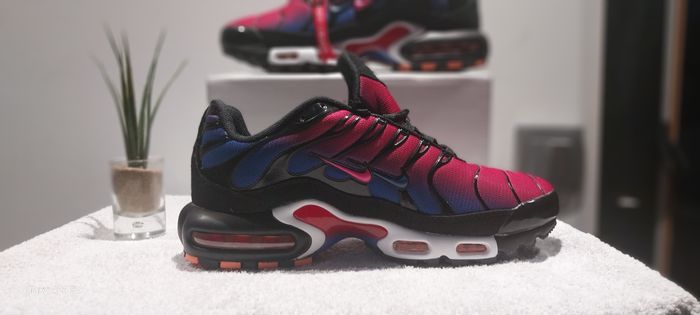 Nike Air plus Barcelone - photo numéro 3