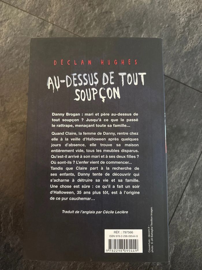 Livre : Au-dessus de tout soupçon - photo numéro 2