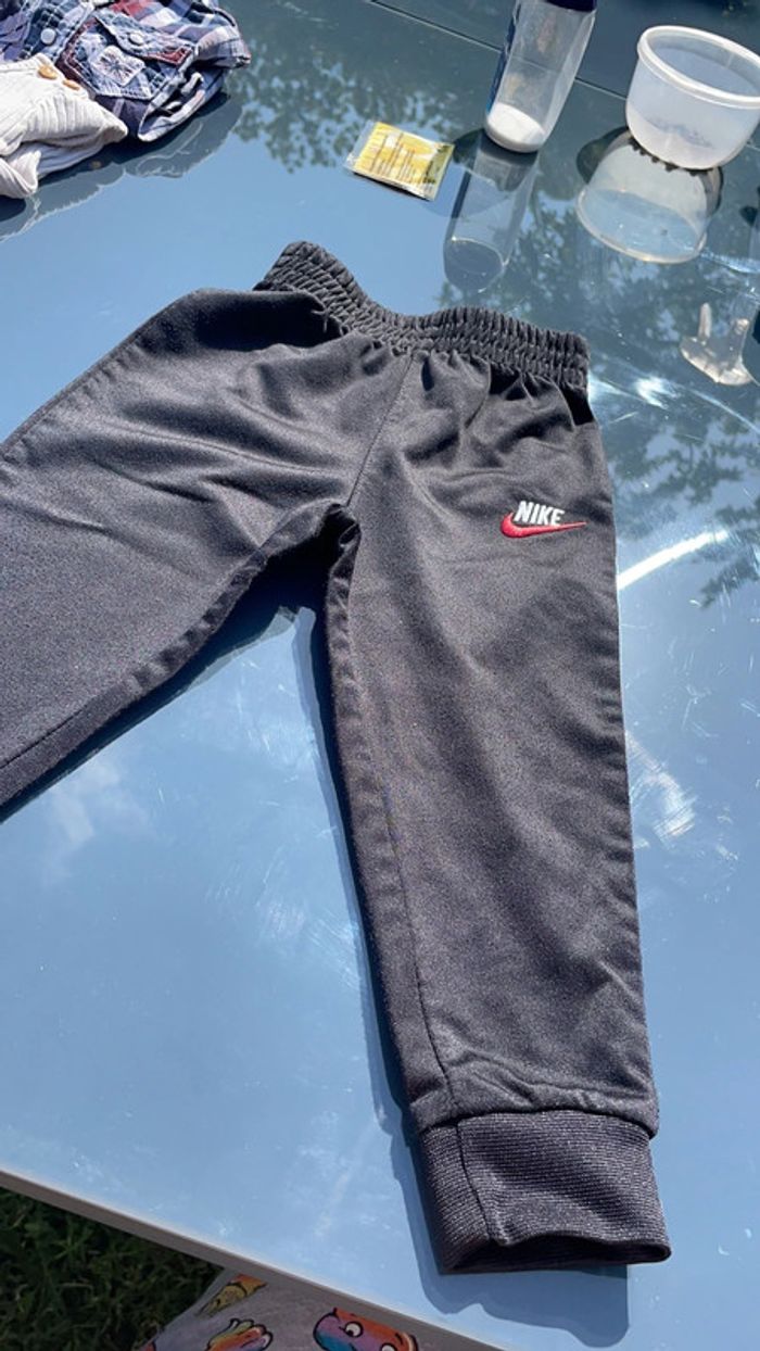 Jogging nike - photo numéro 2