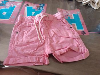 Short tissaia 4 ans
