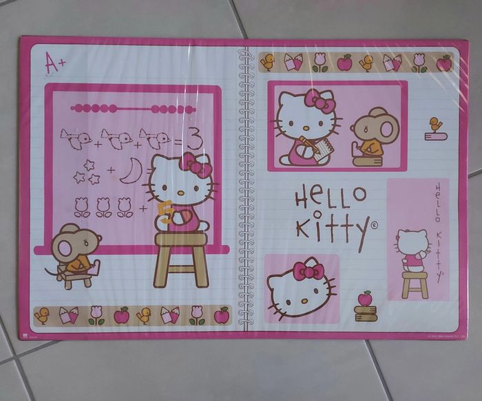 Sous-main fille Hello Kitty