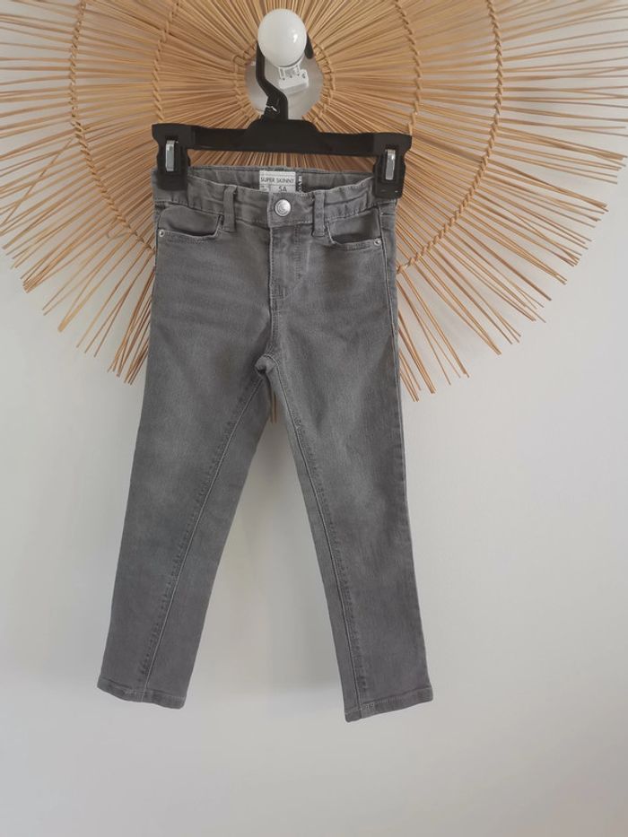 Jean neuf slim 5 ans