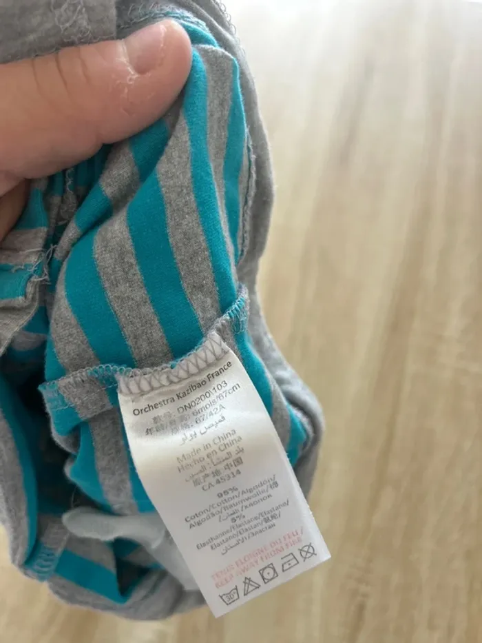 Pull 6mois 👶 - photo numéro 3