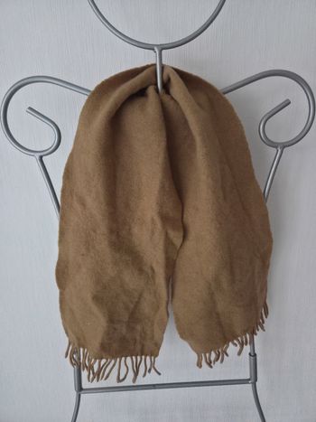 🧣 Écharpe mixte à franges marron camel - Style minimaliste