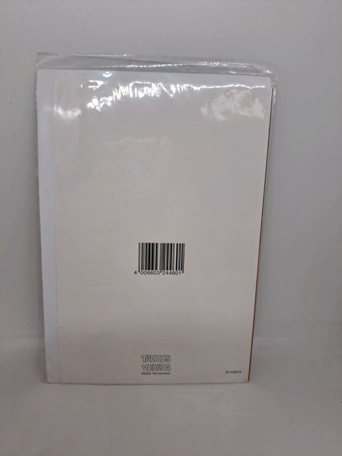 Carte postale avec son enveloppe.
11,5x17cm.
NEUVE. Bougie - photo numéro 2