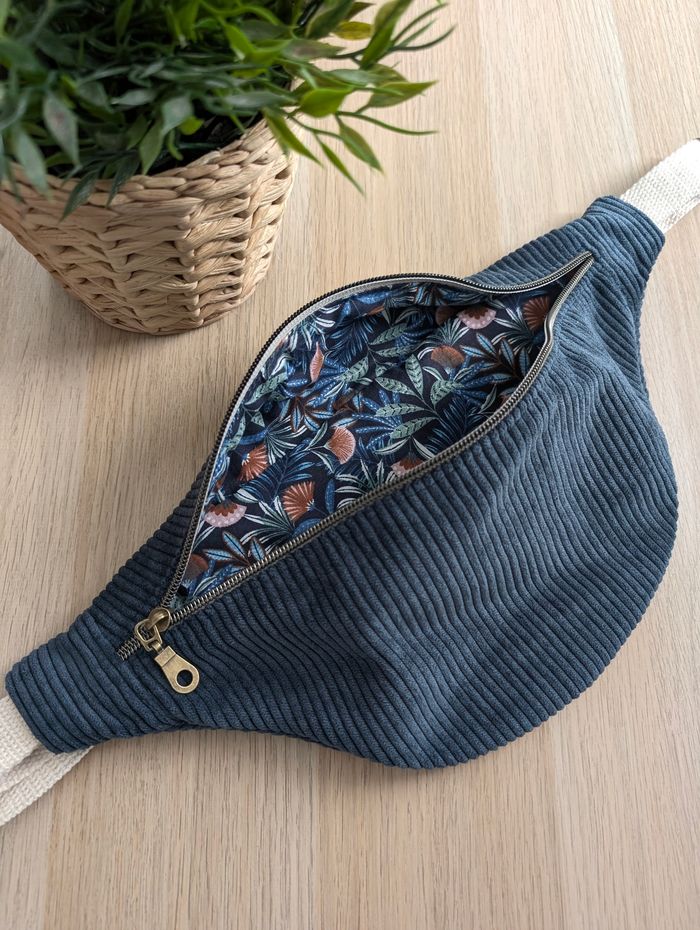 Sac banane femme en velours cotelé bleu canard - photo numéro 2