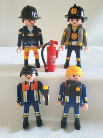Personnages Playmobil Pompiers x 4