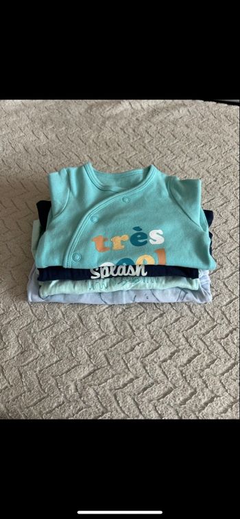 Lots pyjama manches longues fin, un mois garçon