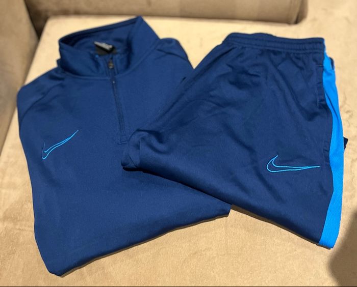 Ensemble Nike - photo numéro 2